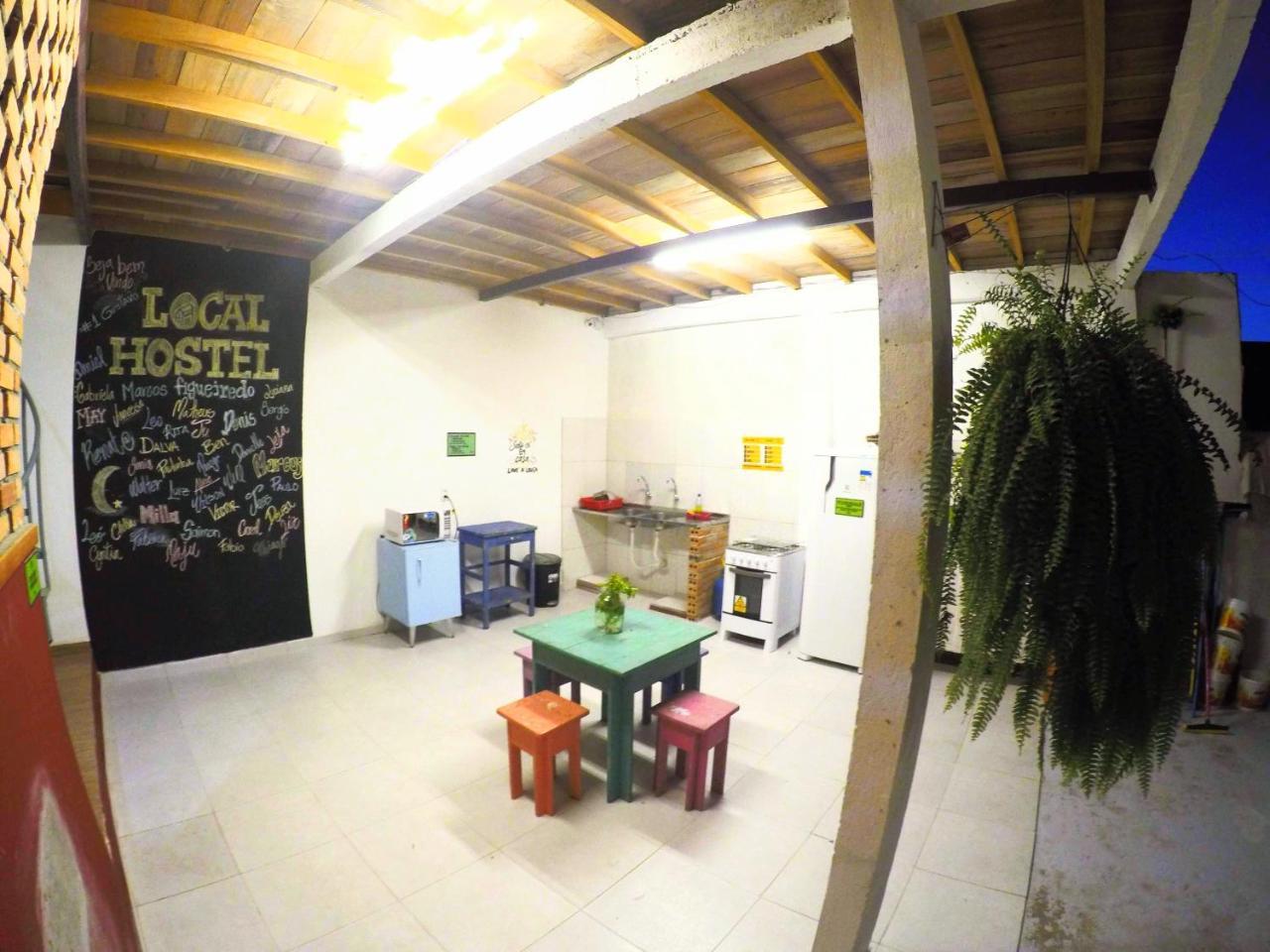 Hostel Da Milla Президенти-Фигейреду Экстерьер фото