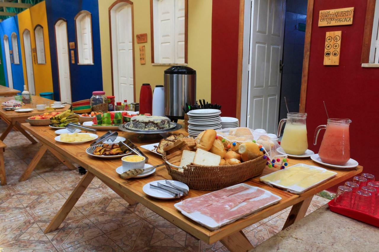 Hostel Da Milla Президенти-Фигейреду Экстерьер фото